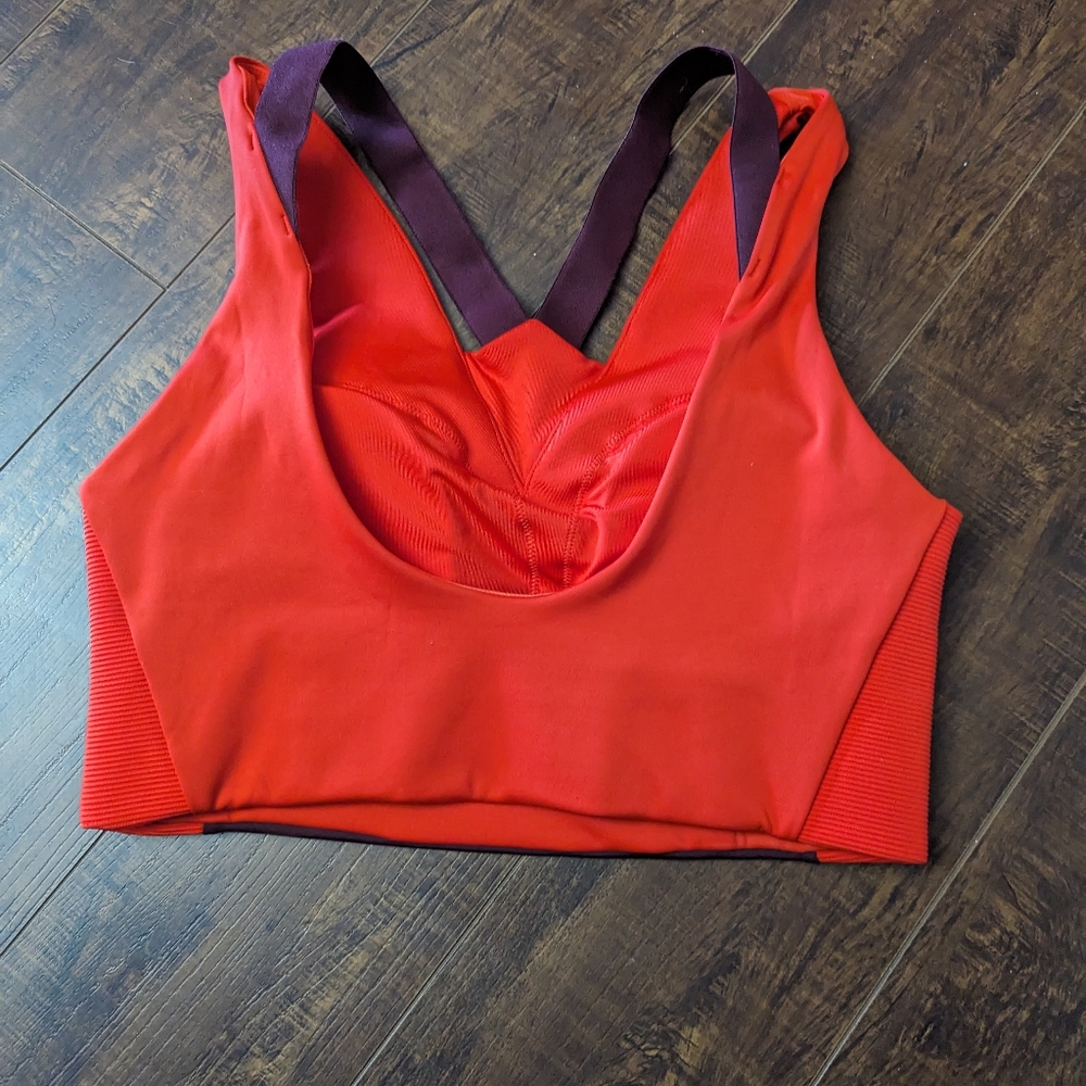 Sports bra - Picture 2 of 2